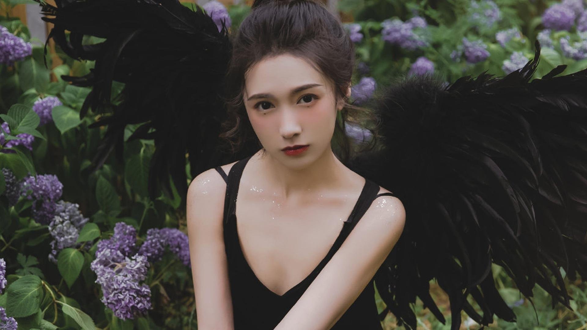 世锦赛竞走项目中国再添金牌,王凯华最后百米冲刺绝杀,田径世锦赛中国首枚奖牌进账 30岁老将王