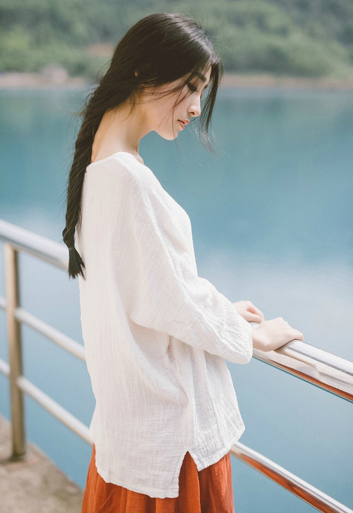 决战时刻:比赛进入白热化,胜负难辨,决胜局比赛在进行到几分时双方交换场地