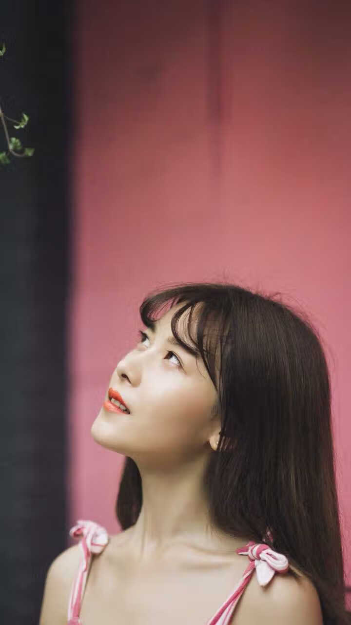 乐鱼电竞在线平台-拜仁慕尼黑主场2-0战胜门兴格拉德巴赫，继续领跑德甲，拜仁慕尼黑2队