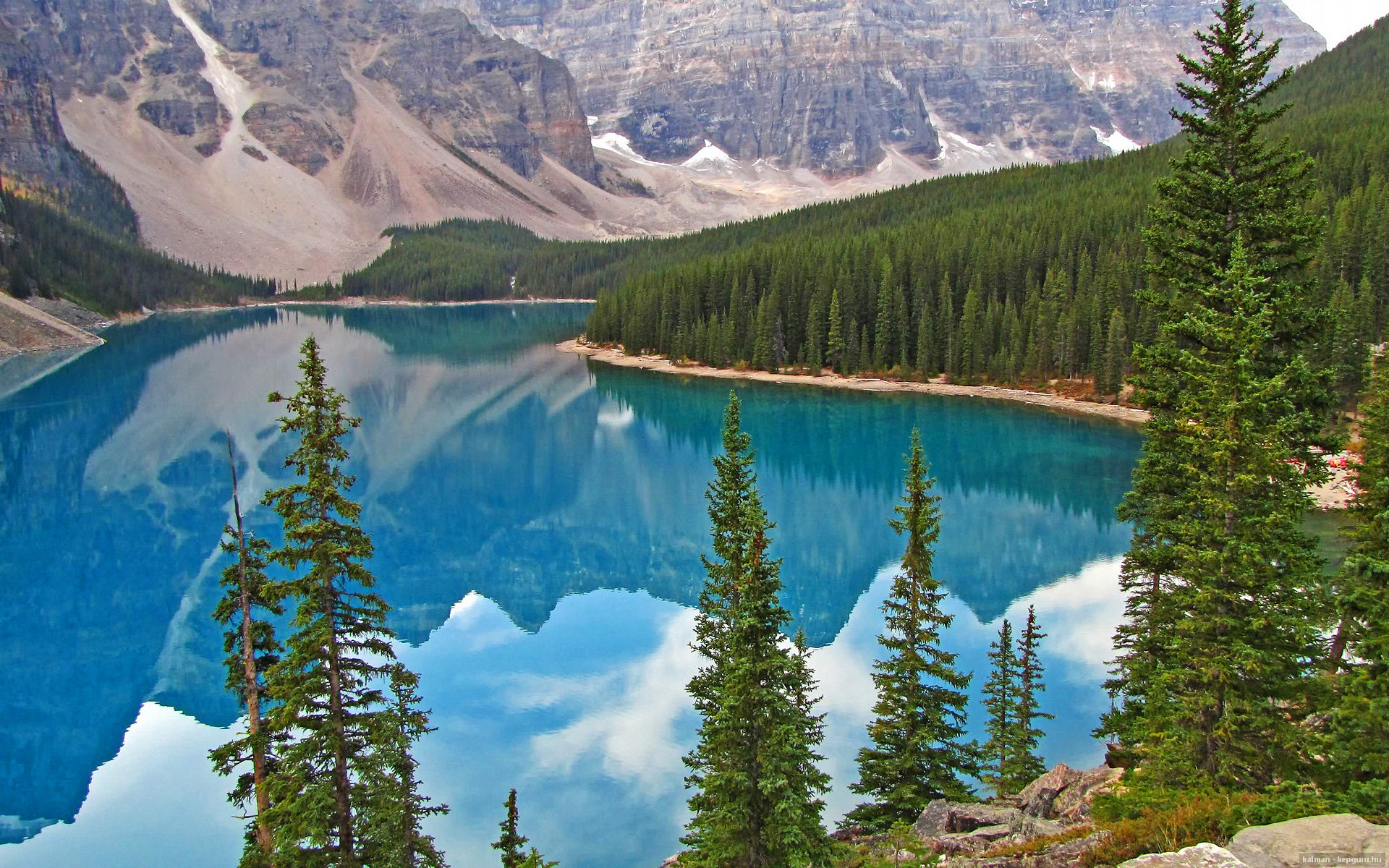 乐鱼体育登录-阿拉伯球队实现豪取大胜，势不可挡，阿拉伯的足球