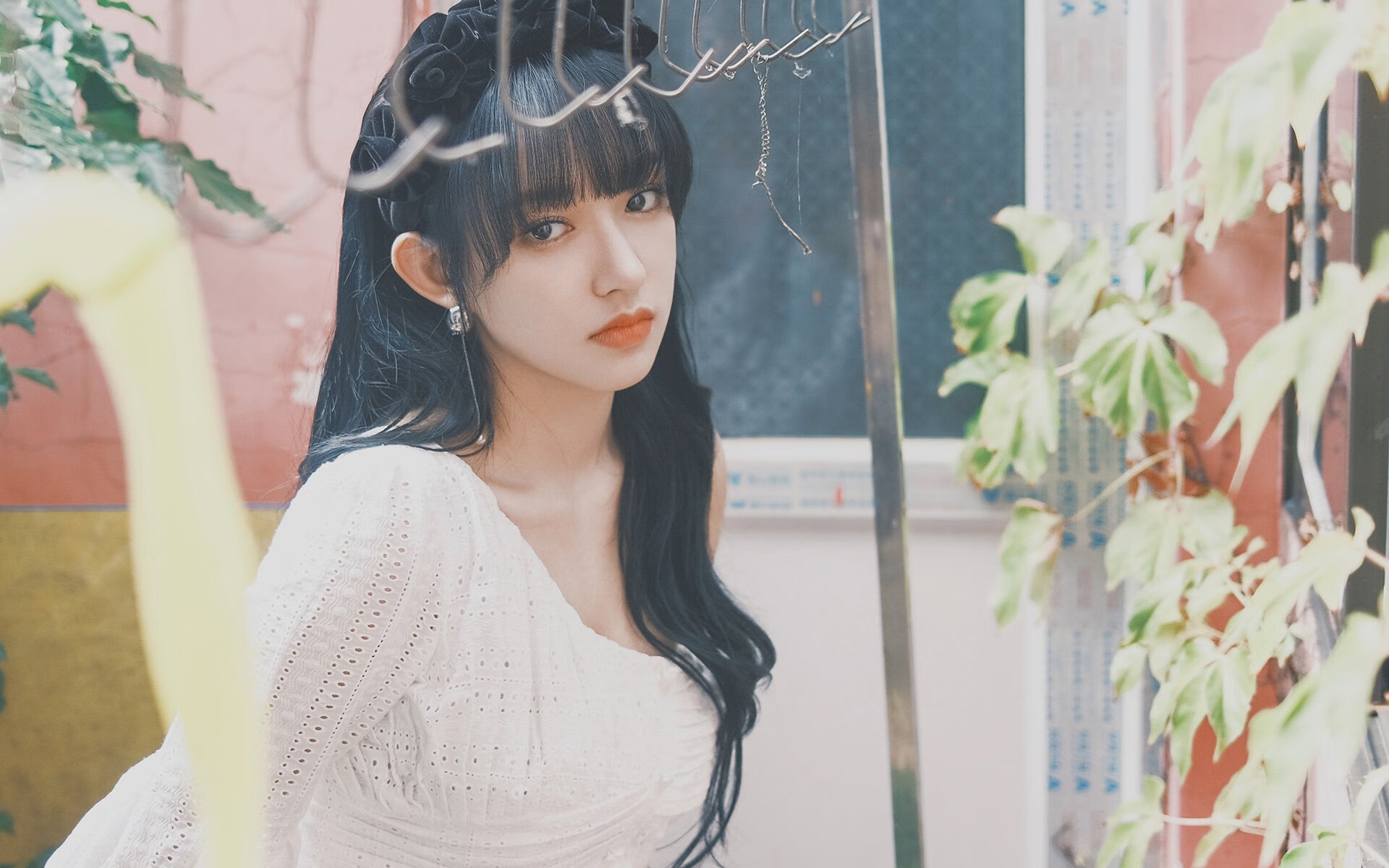 英超焦点战：曼联逆转击败利物浦