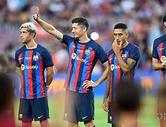 关于"西甲新赛季球员动态：转会与续约引热议"的信息